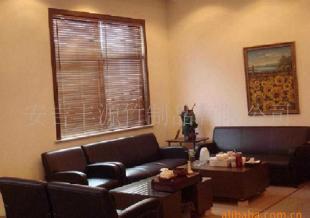 供應高品質竹木百葉窗與竹木百葉片，精選窗玻璃配件